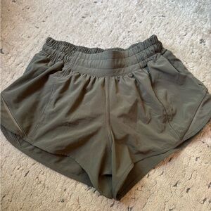 Olive Green Lululemon Hotty Hot Low Rise Lined Short 2.5” Women Shorts